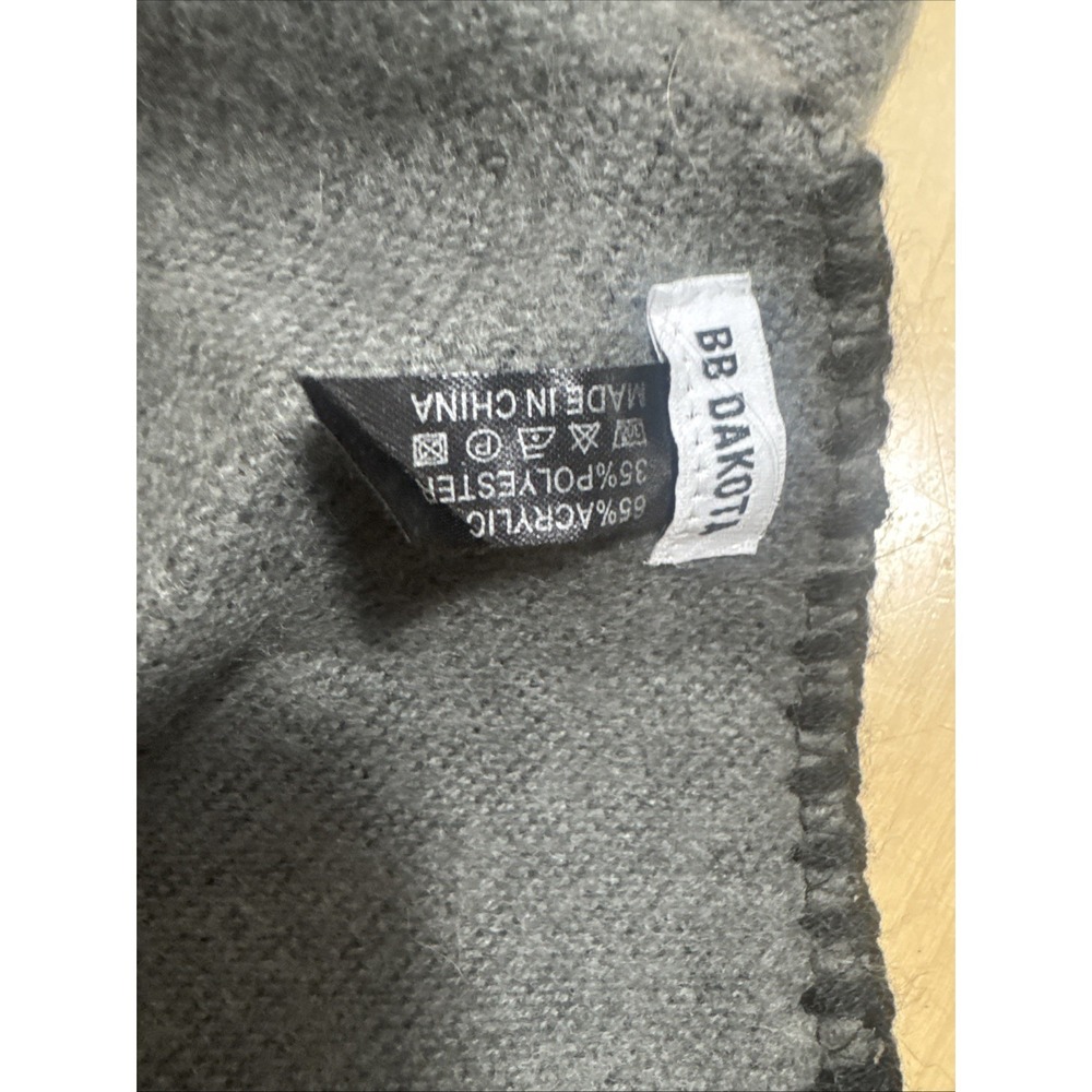 BB Dakota Gray Blanket Wrap Cape Poncho Shawl One Size Soft Boho Cottagecore - Picture 3 of 3